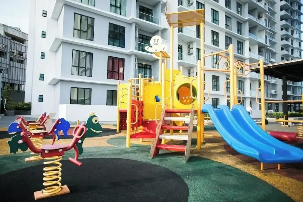 Paradigm Mall Platino 2BR 2FREE By Natol