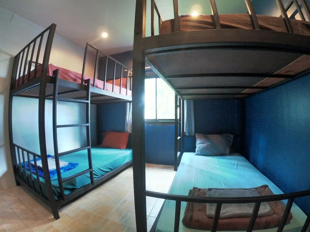 SLEEPYHEADHOSTEL