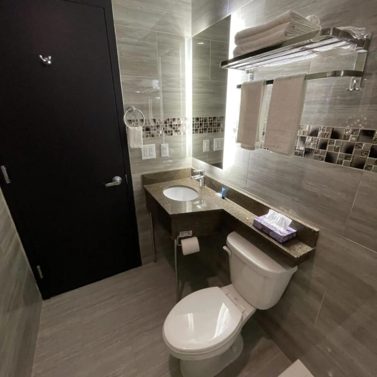 Hotel 369 Brooklyn