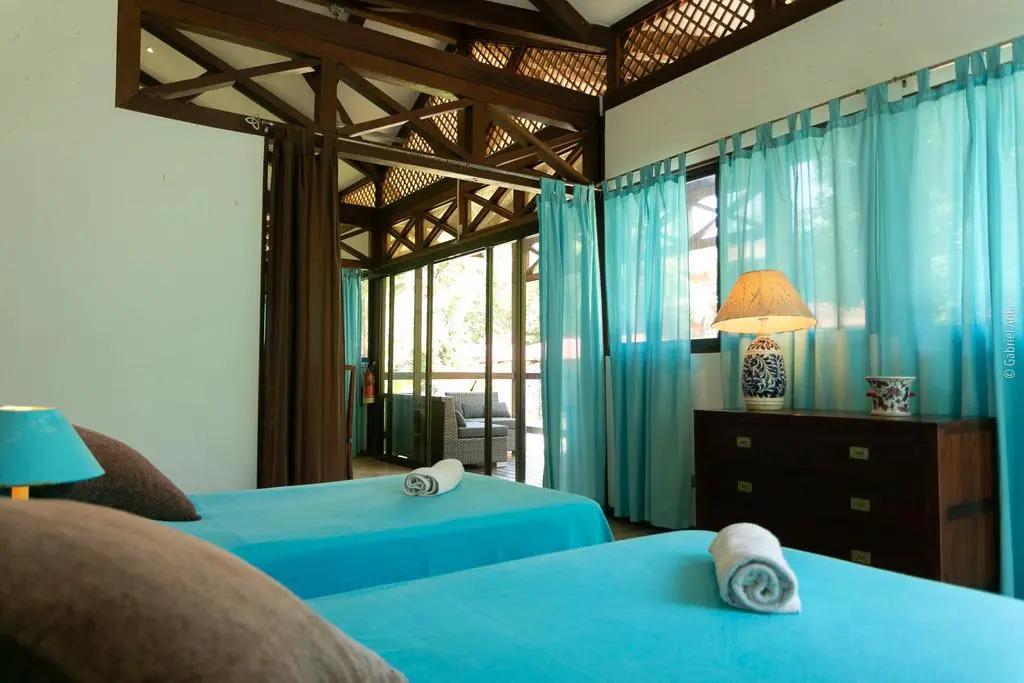 Kenaki Lodge