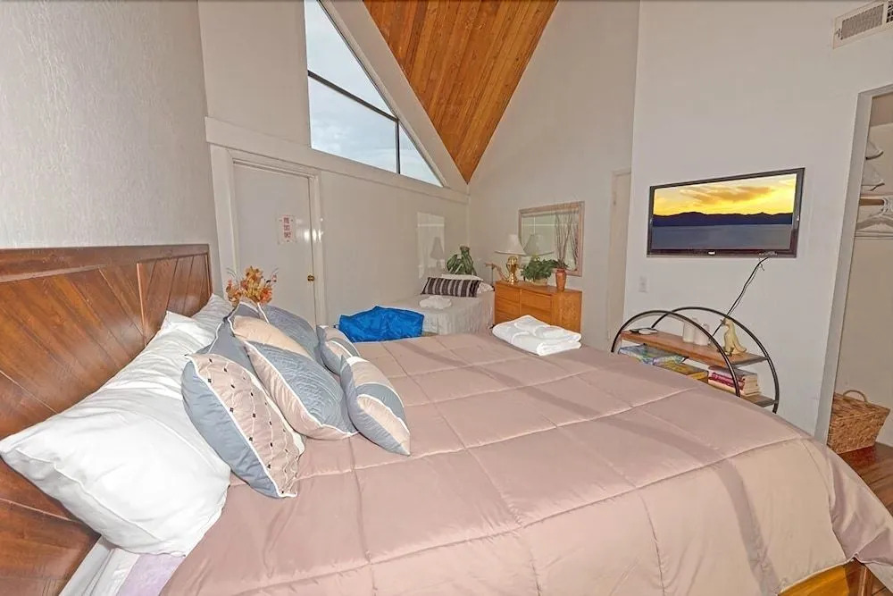 555 Tahoe Keys Blvd., 14 - 2 Br condo by RedAwning