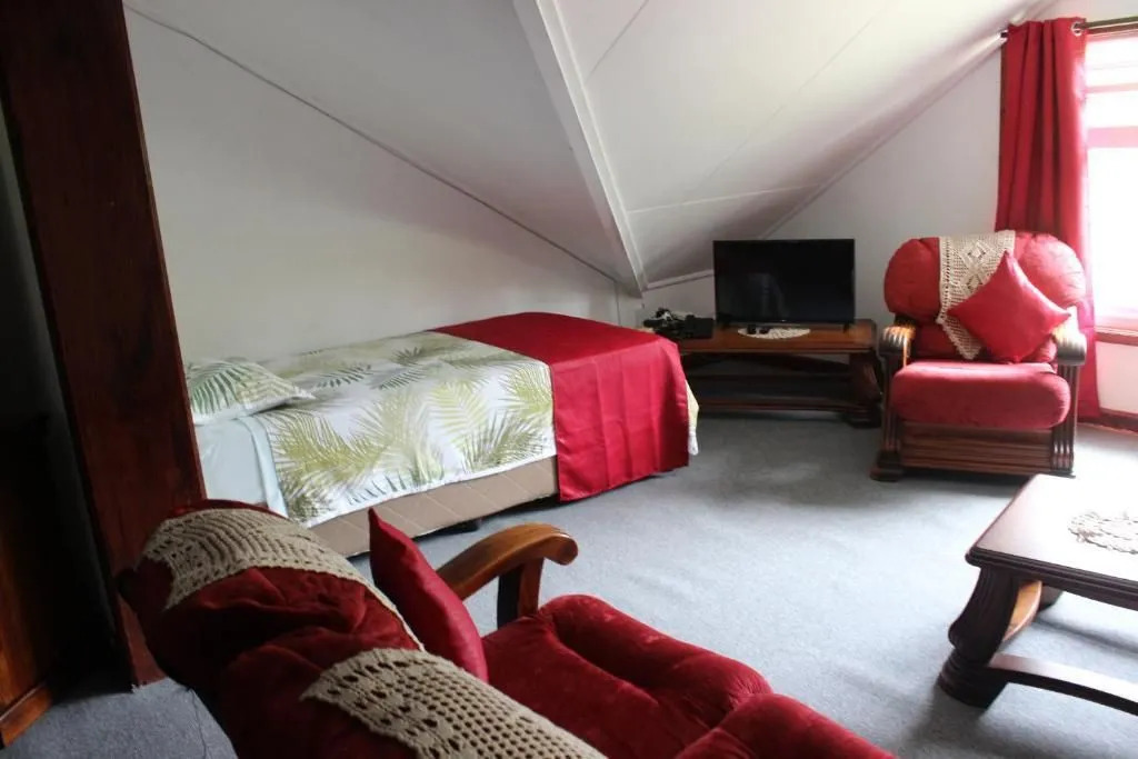 Le Chevalier Bay Guesthouse