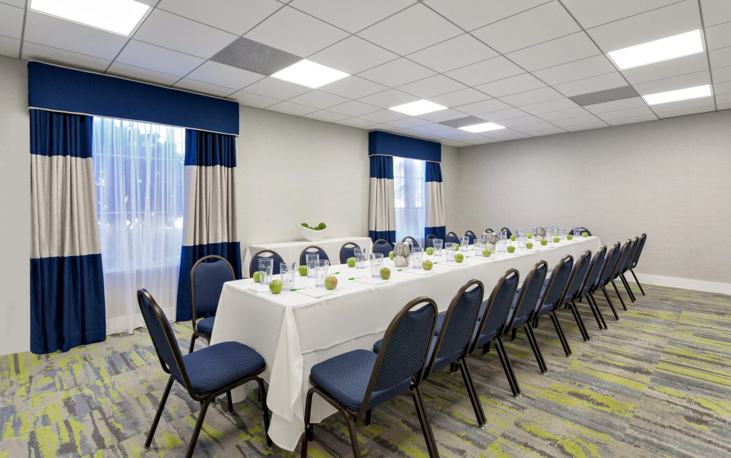 Holiday Inn Hotel & Suites Daytona Beach On The Ocean by IHG