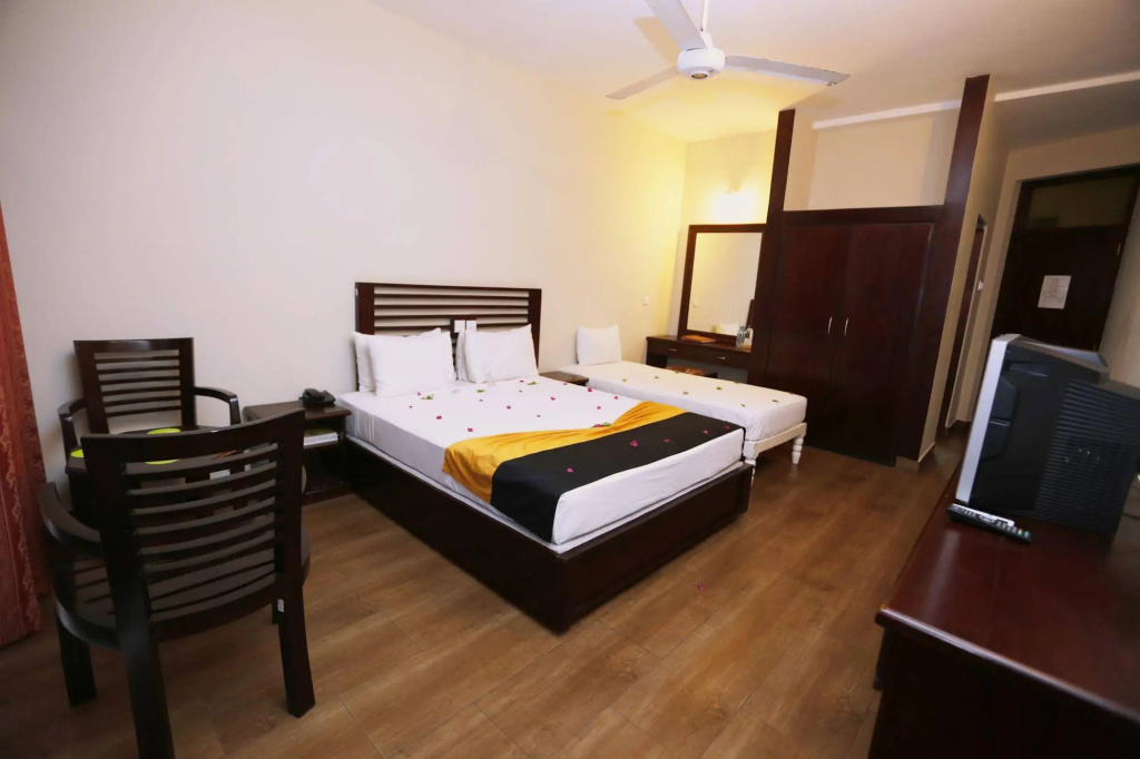 Hikkaduwa Beach Hotel