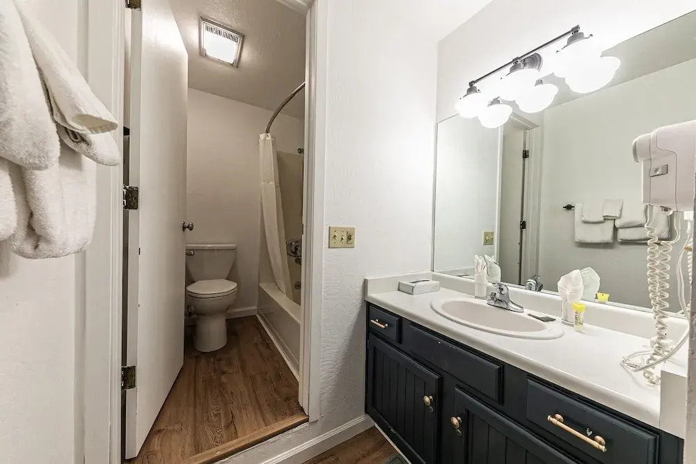 112 Bldg B 1 Bedroom Condo