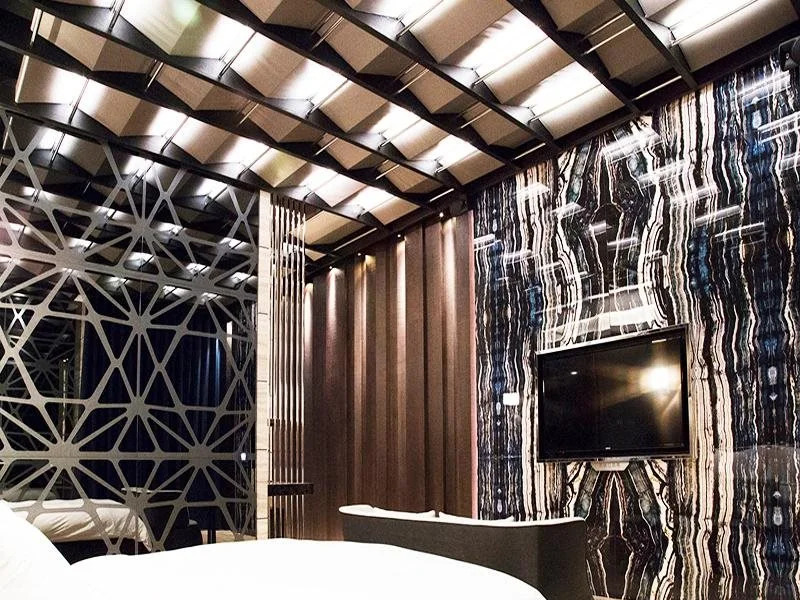 Royal Group Motel Feng Shan Branch