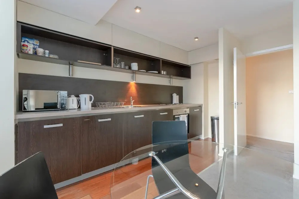 Stratford 2 Bedroom Apartment Sleeps 3