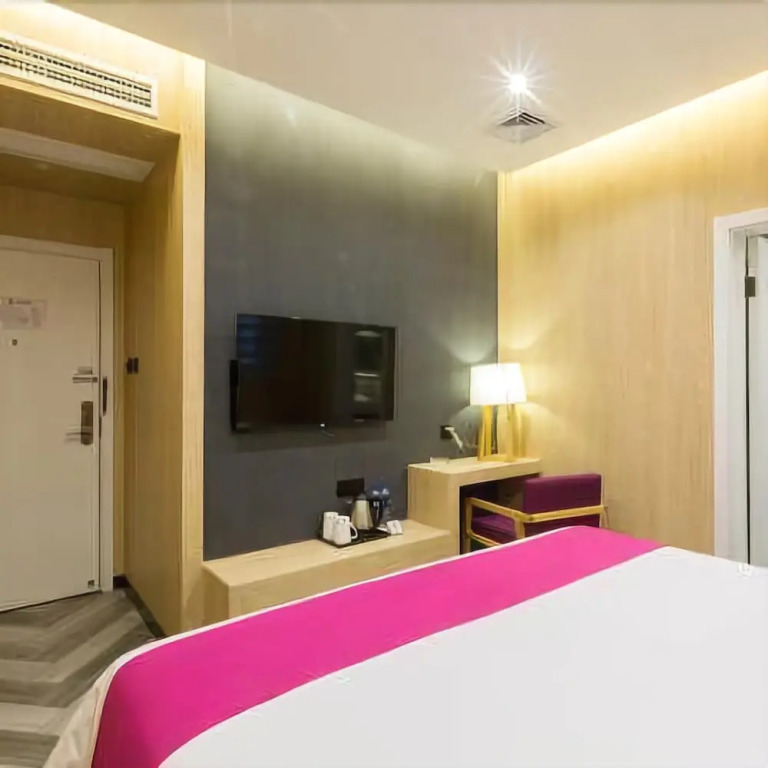 Shenggao Hotel Shanghai Disneyland Park Branch
