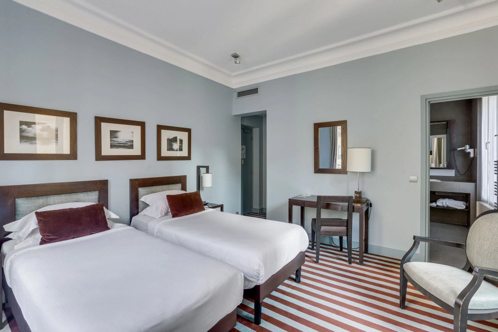 Hotel Duret Paris Champs Elysées