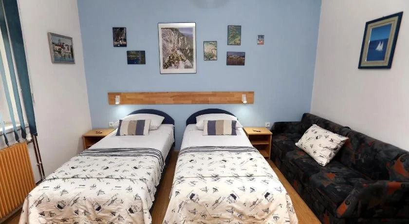 Stela Apartments