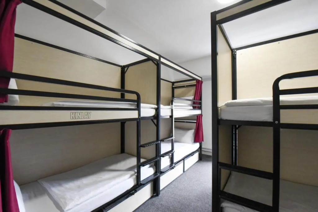 Kinlay Hostel Eyre Square - Best Hostel in Ireland 2025