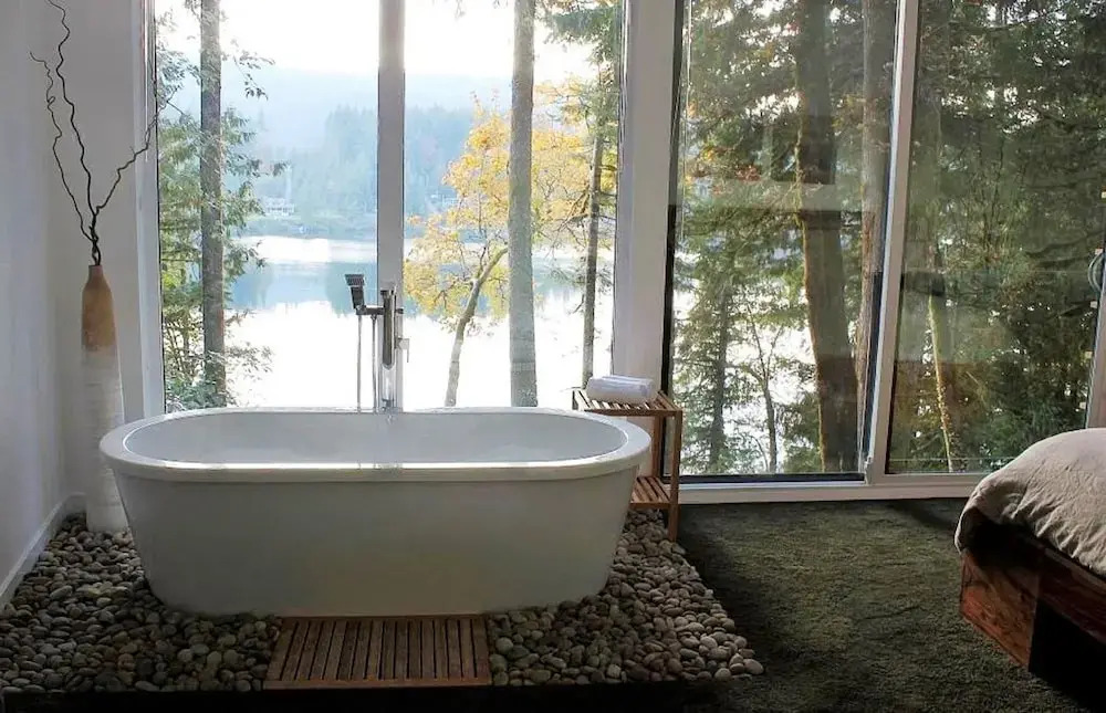 Silver Lake 83 - Spectacular Dream Home Overlooking Silver Lake