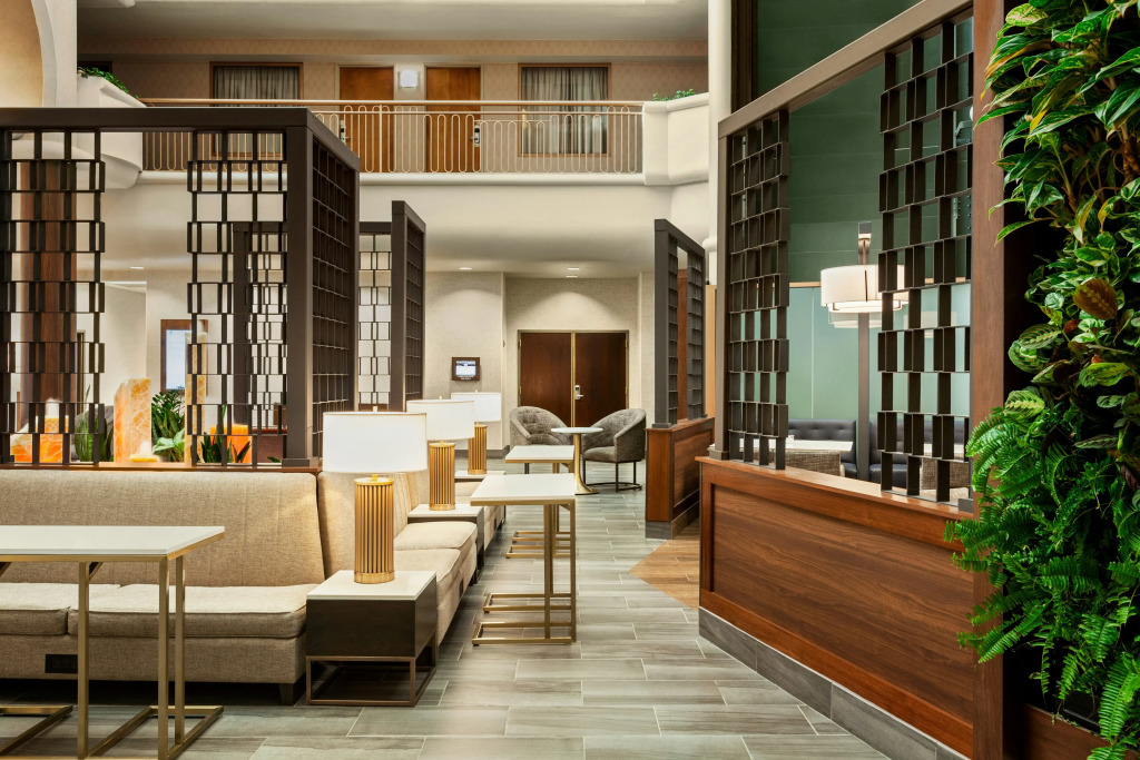 Embassy Suites by Hilton Convention Center Las Vegas