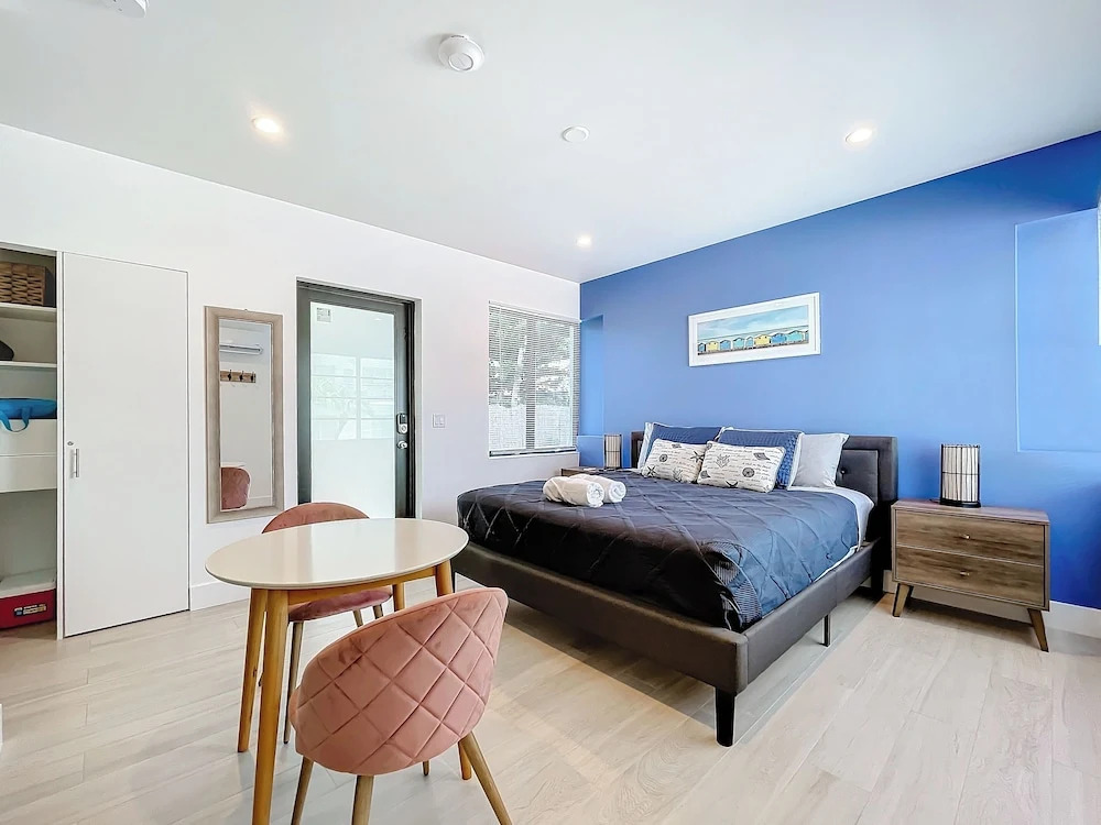 Los Patios Home Suites