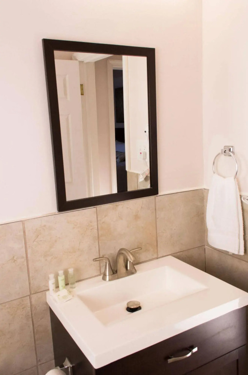 ANS INN & SUITES