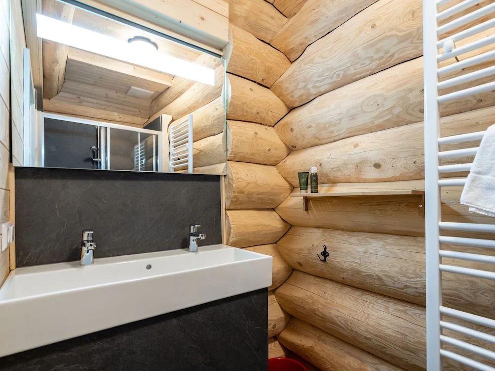 Beautiful Wooden Chalet Near the top ski Area of Âânassfeld in the Sunny South