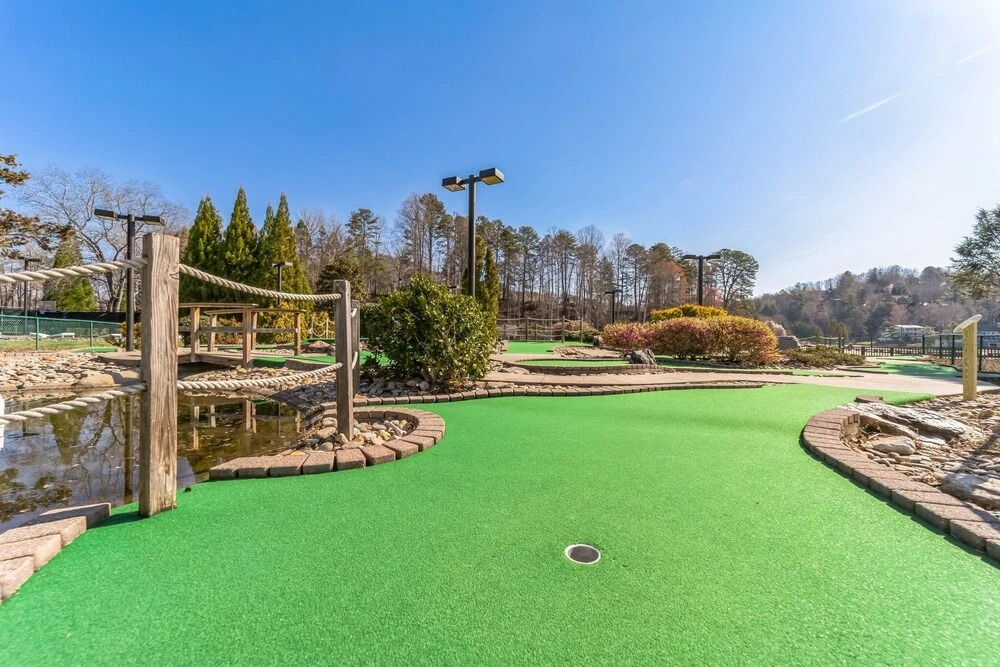 Rumbling Bald Resort-fairway Villa On Bald Mountain Lake-mountain Views 2 Bedroom Condo by Sunscape Property Management