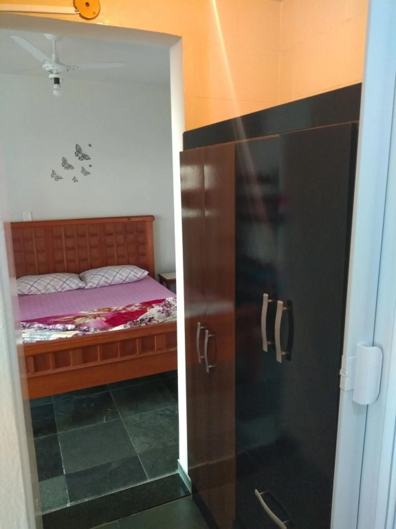 Suíte com Cozinha independente em Apartamento