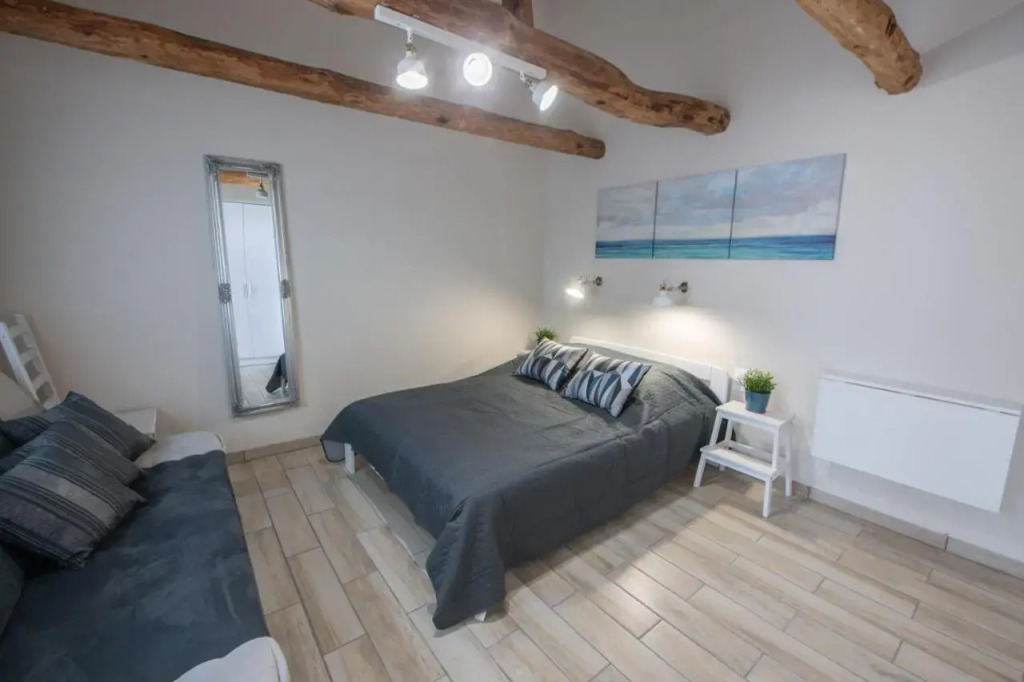 Caesar Apartments & Rooms