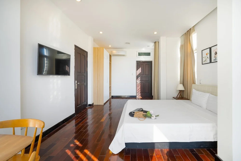 T P Pool Villa
