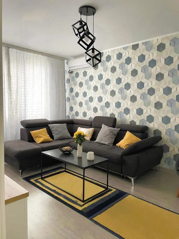 APARTAMENT 3 camere Neptun