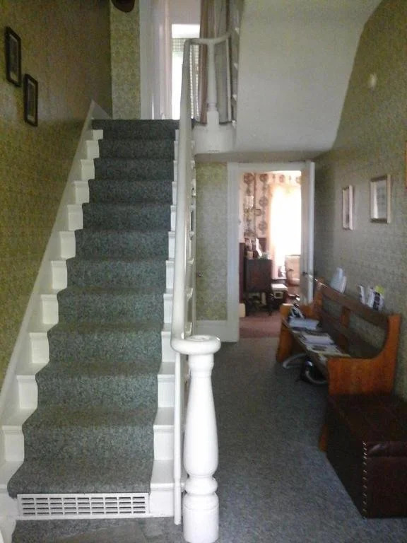 Hollings House B&B