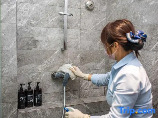 Yucheng Hotel (Haiyuan College of Medical University, Kunming High-tech Zone)