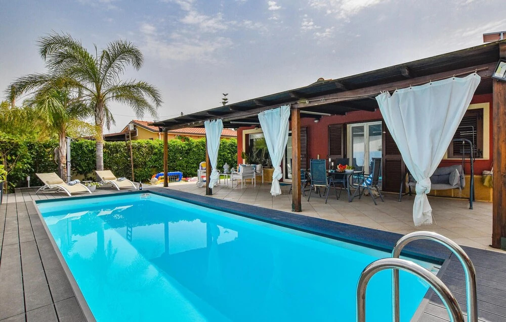 Stunning Home in Partinico With 2 Bedrooms, Private Swimming Pool and Outdoor Swimming Pool
