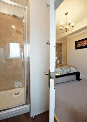 Bronte Guest House