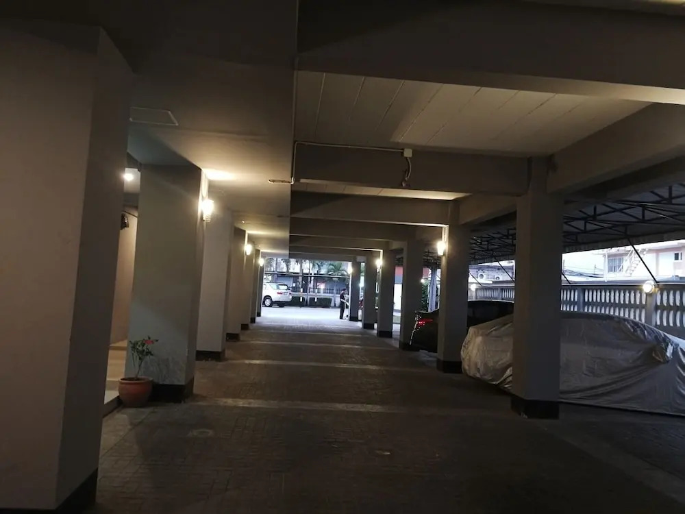 V49 Apartment