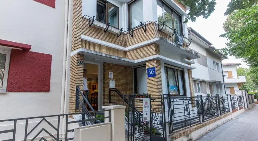 Xarma Hostel