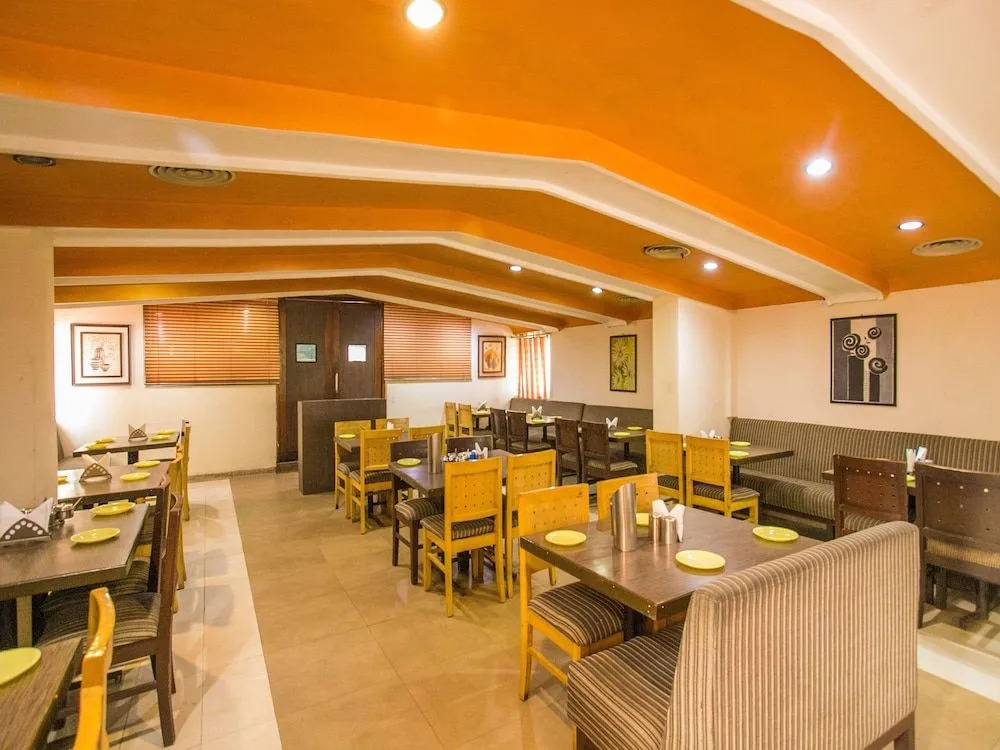 OYO 16568 Bhagini Residency