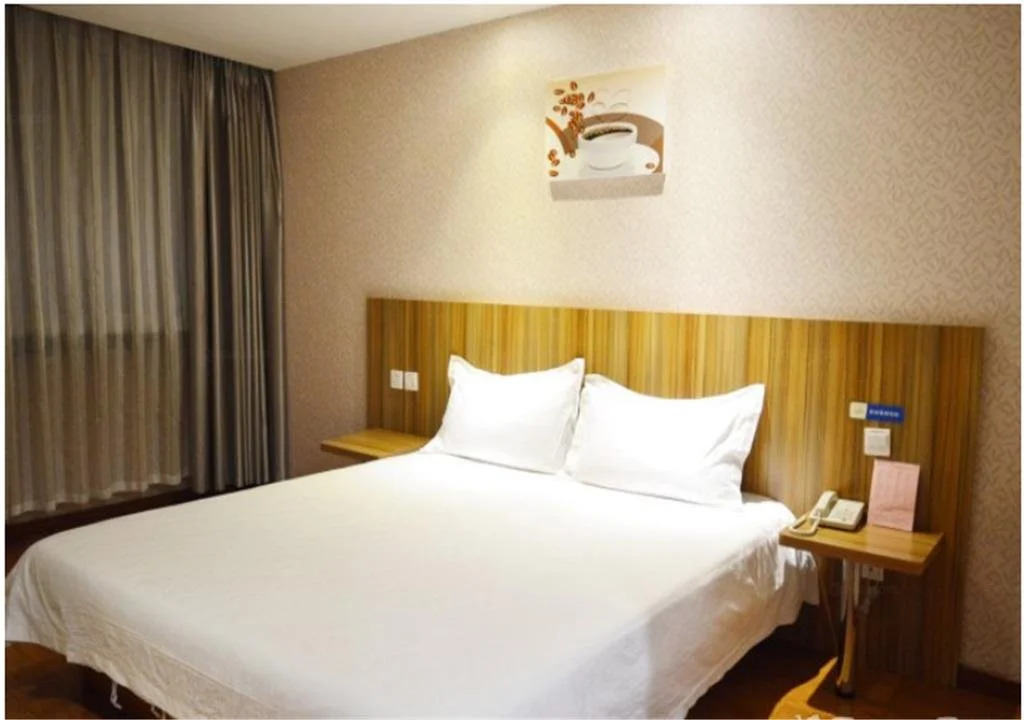 Eaka 365 Hotel Zhengding Airport Branch
