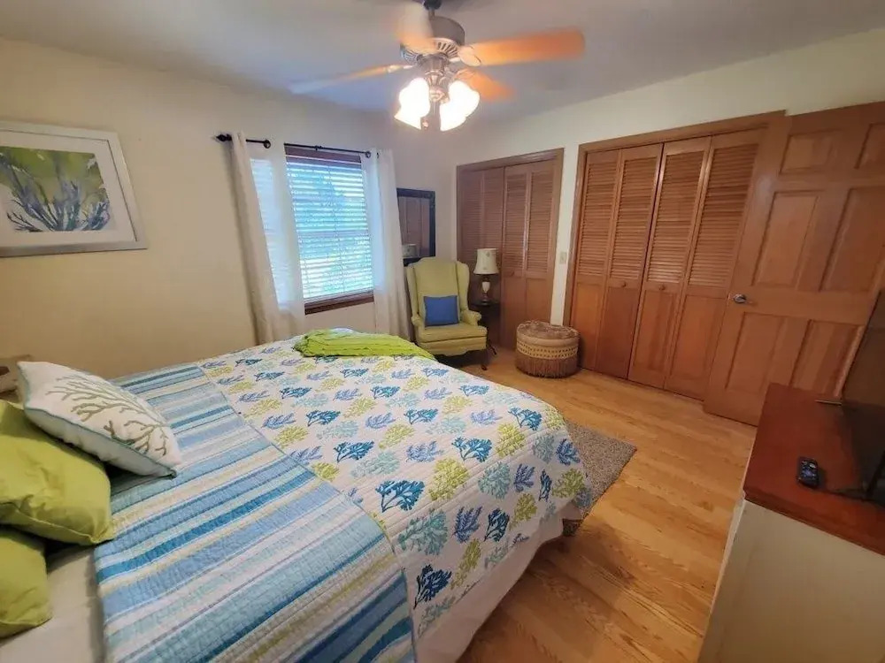 Beach Blossum 3 Bedroom Home