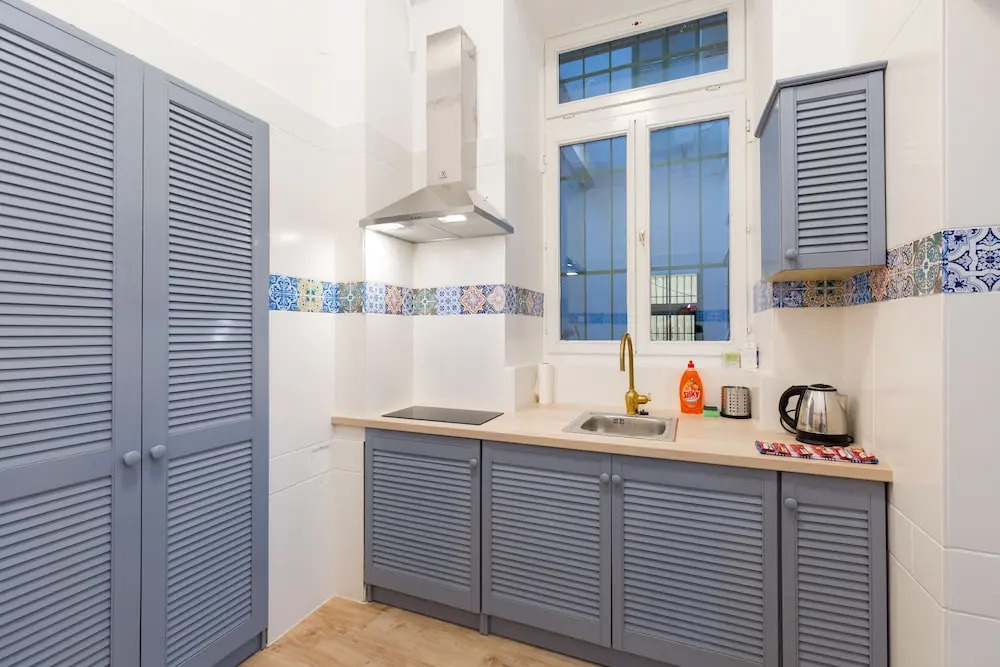 Blue Bird Apartment