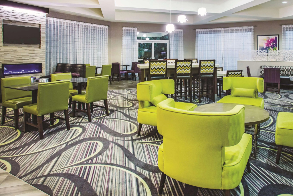 La Quinta by Wyndham Las Vegas Summerlin Tech