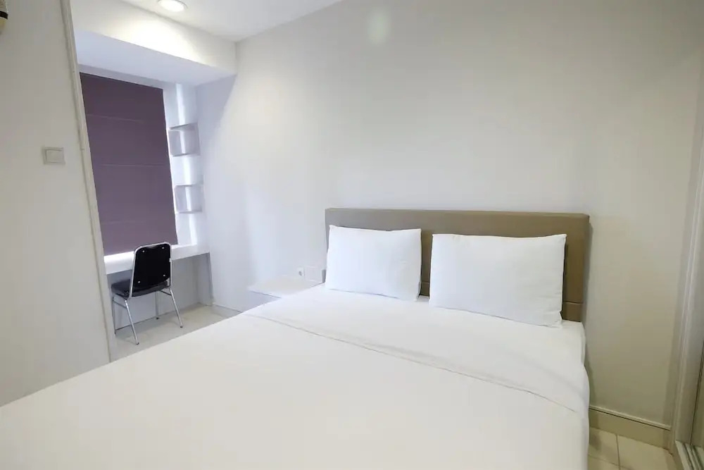 Budget Studio Apartment at Cinere Bellevue Suites