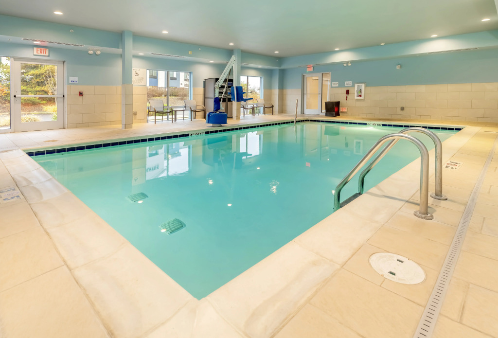 Holiday Inn Express & Suites - Medford by IHG