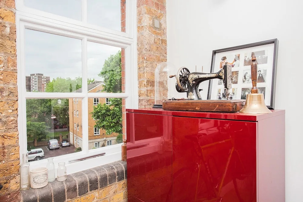 2 Bedroom Apartment in Bermondsey With Gated Parking
