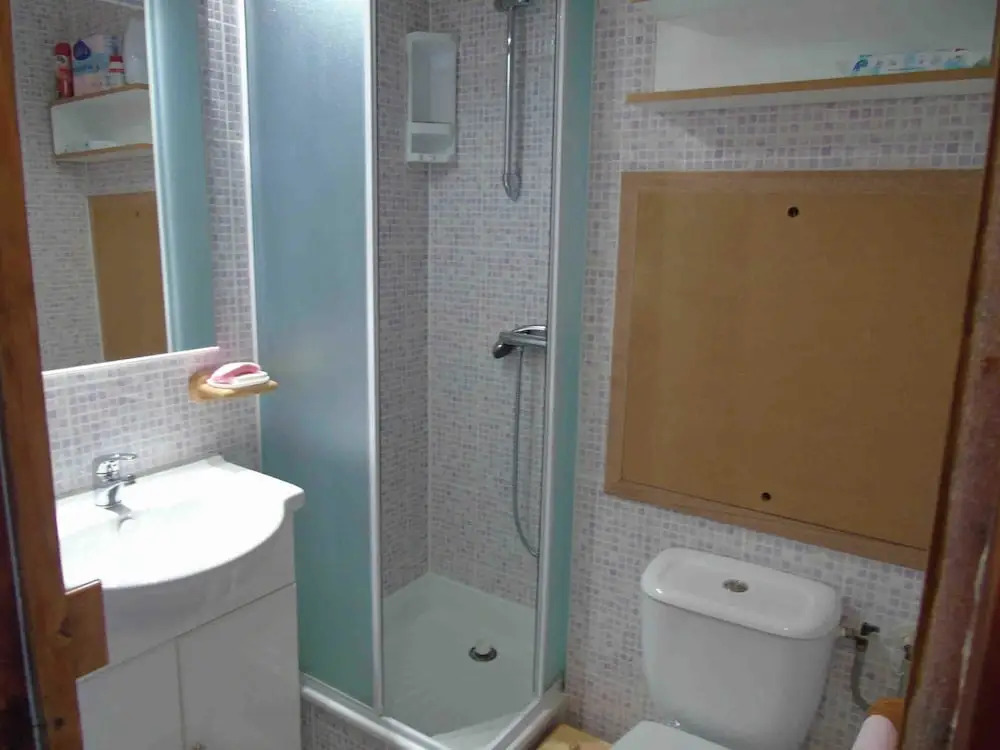 Lou Services Apartment CC137 LSI 001