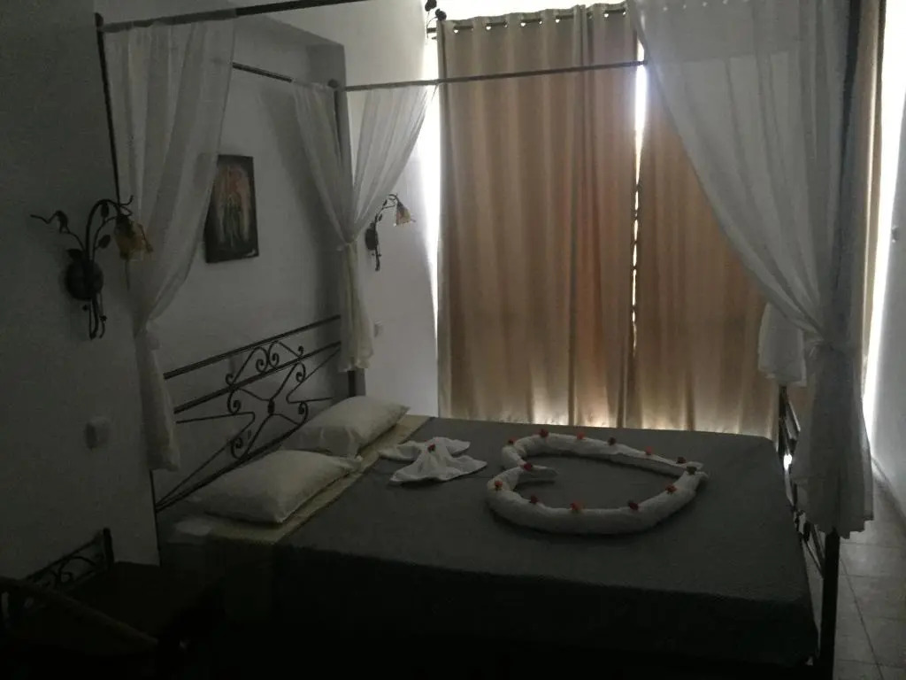 Anastasia Studios And Suites