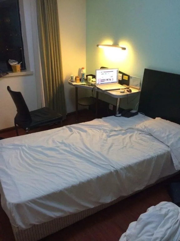 Motel 168