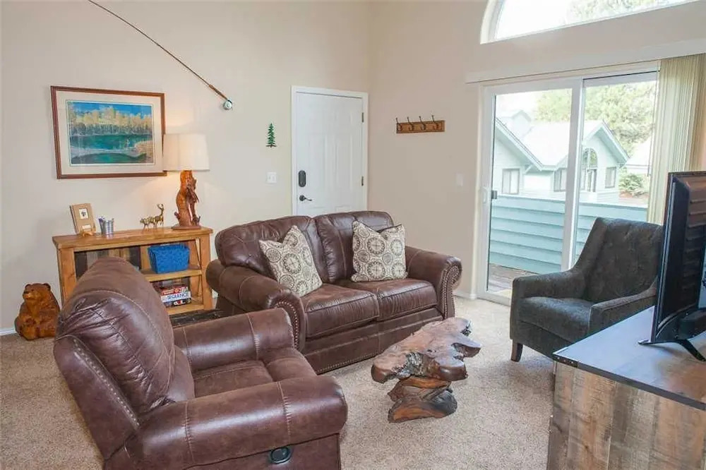 Powder Village Condominium I4