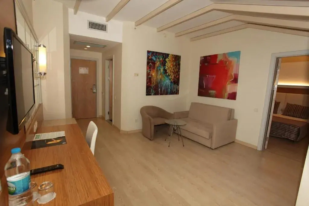 AQI Pegasos Resort