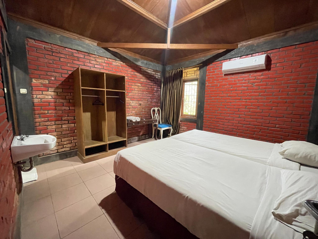 Rizen Premiere Hotel