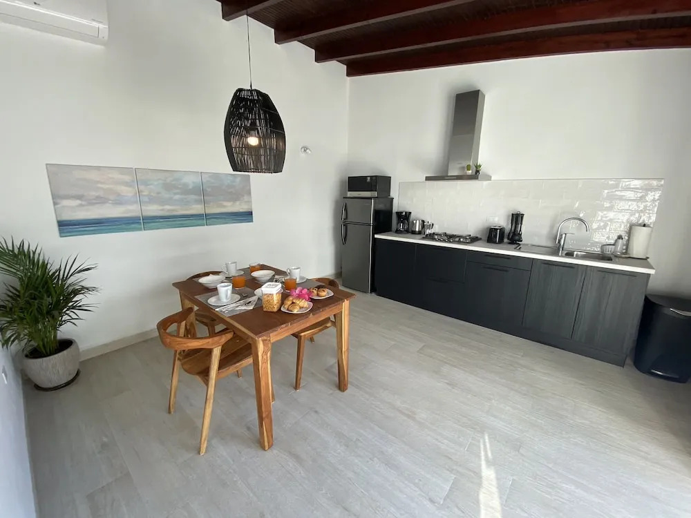 Movida Inn Aruba