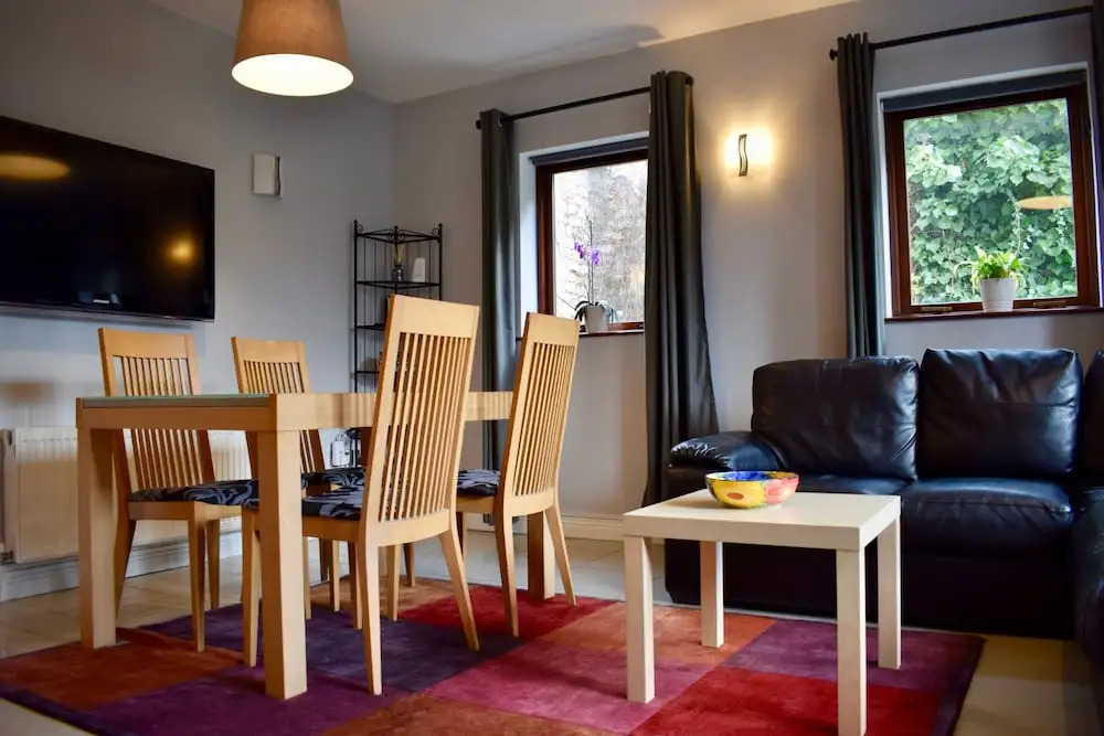 Stylish 3 Bedroom Portobello Townhouse