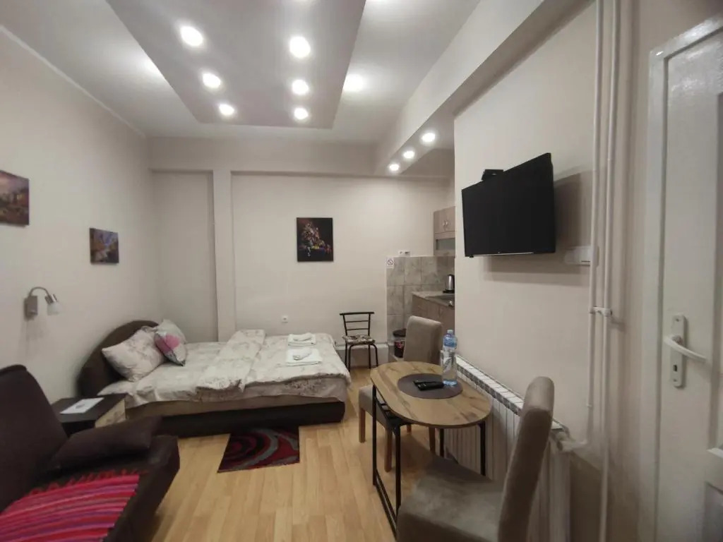 Apartments & Rooms -PANORAMA MDLL BELGRADE