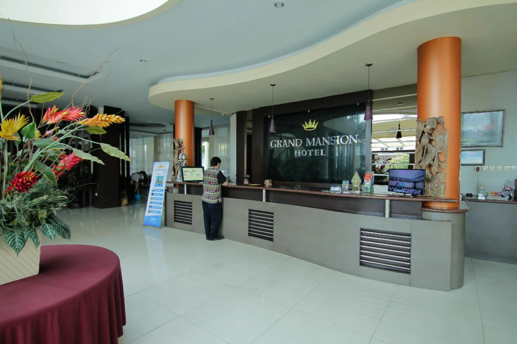 Grand mansion hotel