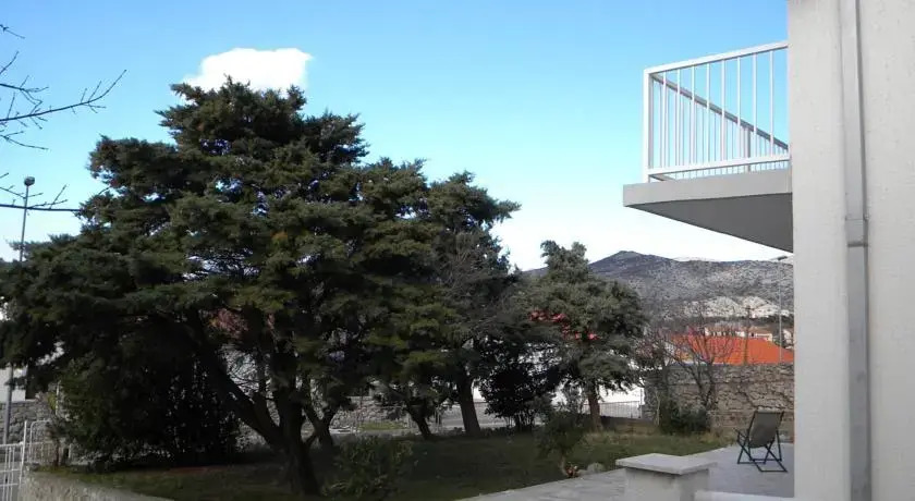 Apartments Vedrana